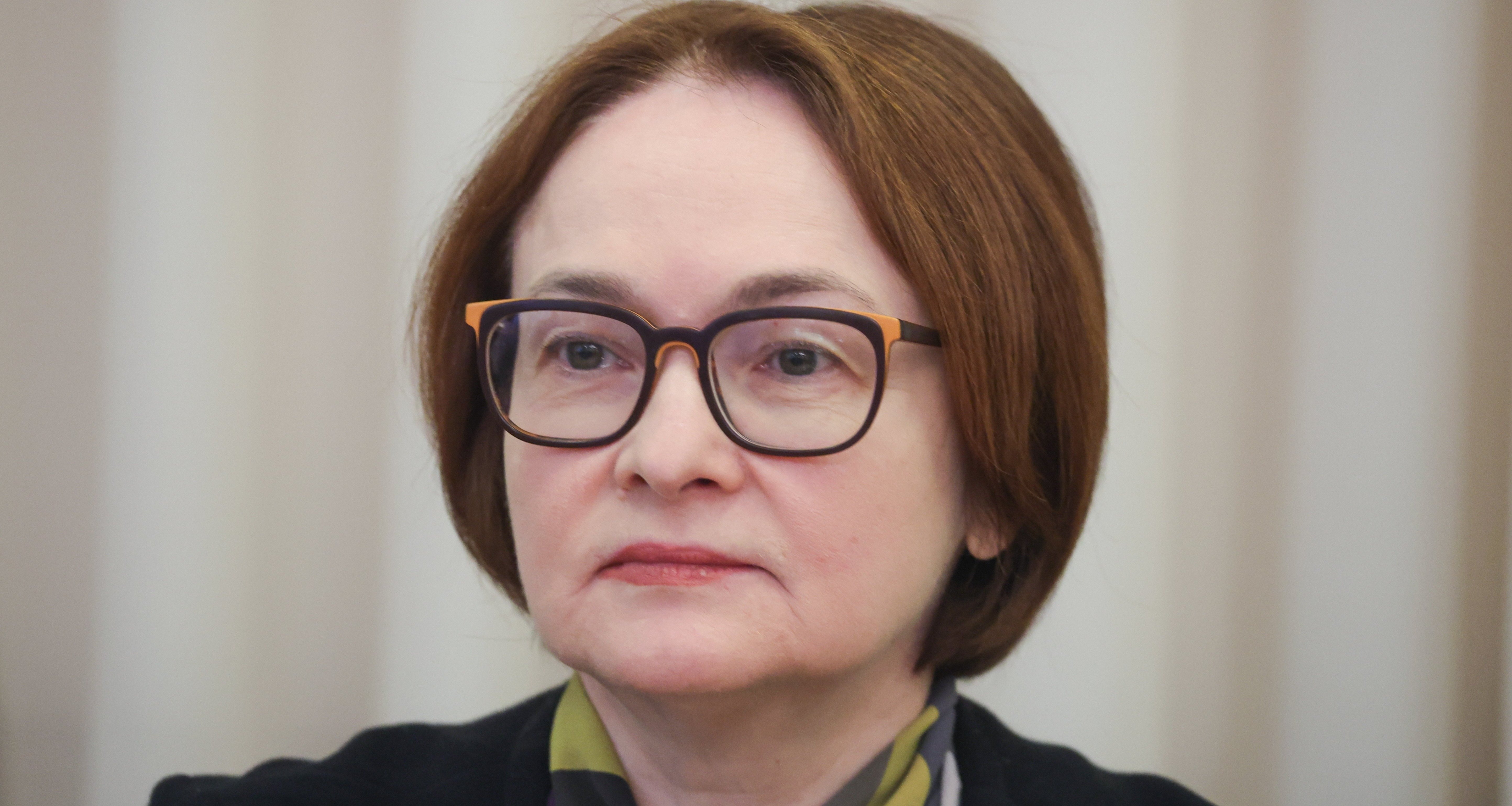 Какие банки в группе риска и какая схема «выгоднее вкладов». Главное за ...