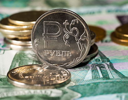 Настоящий результативный курс рубля в самом начале года вырос на 5%