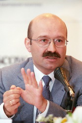 Михаил Задорнов: «Денежные власти должны определиться»