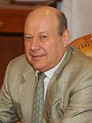 Константин Шор: «Деньги, видимо, выбирают особых людей»