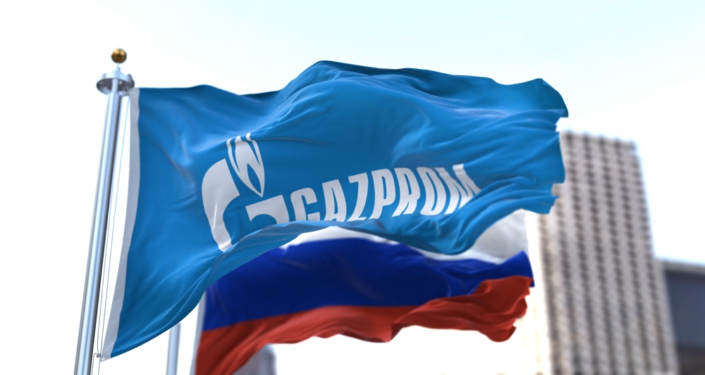 «Газпром» массово увольняет сотрудников и закрывает департаменты