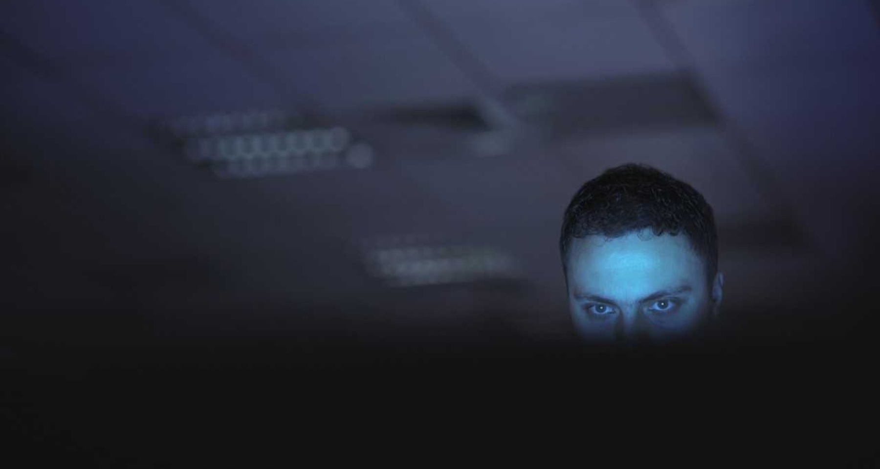 В Сбере рассказали, как мошенники воруют деньги у владельцев смартфонов с помощью технологии NFC