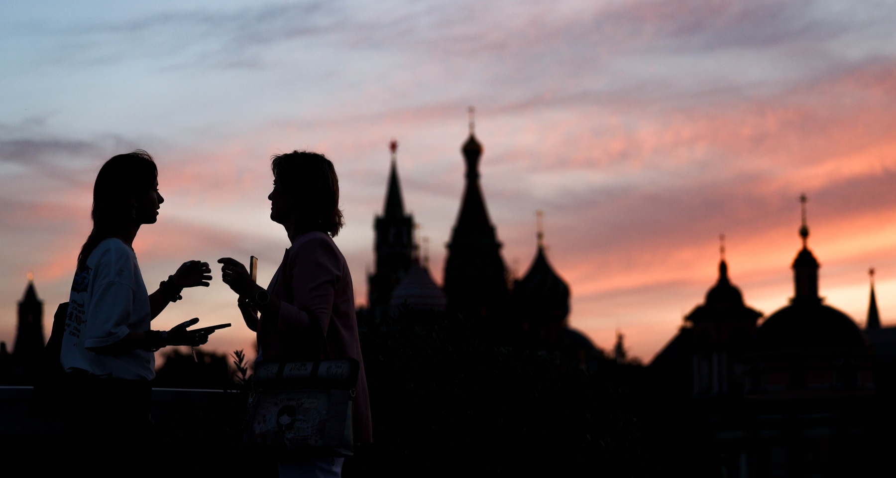 Россияне чаще запрашивают кредитную историю, эксперт прогнозирует снижение ключевой ставки. Главное за день
