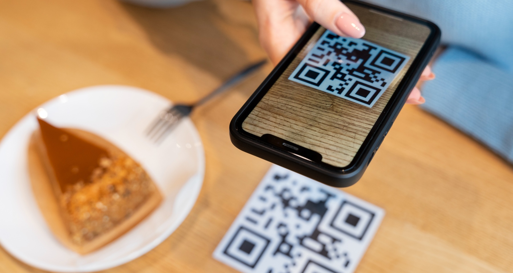 Россиян предупредили об опасности QR-кодов