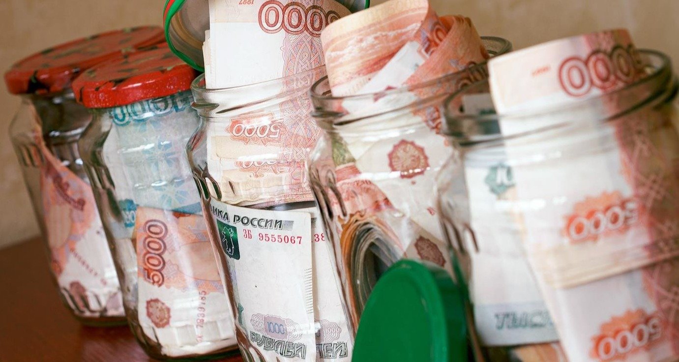Экономист назвал способы спасти сбережения от инфляции