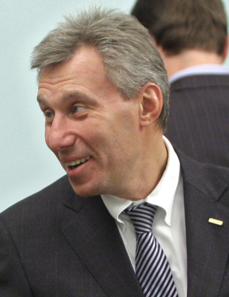 Герман Хан