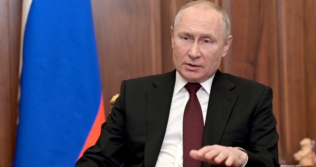 Путин подписал указы о признании Россией Донецкой и Луганской народных республик